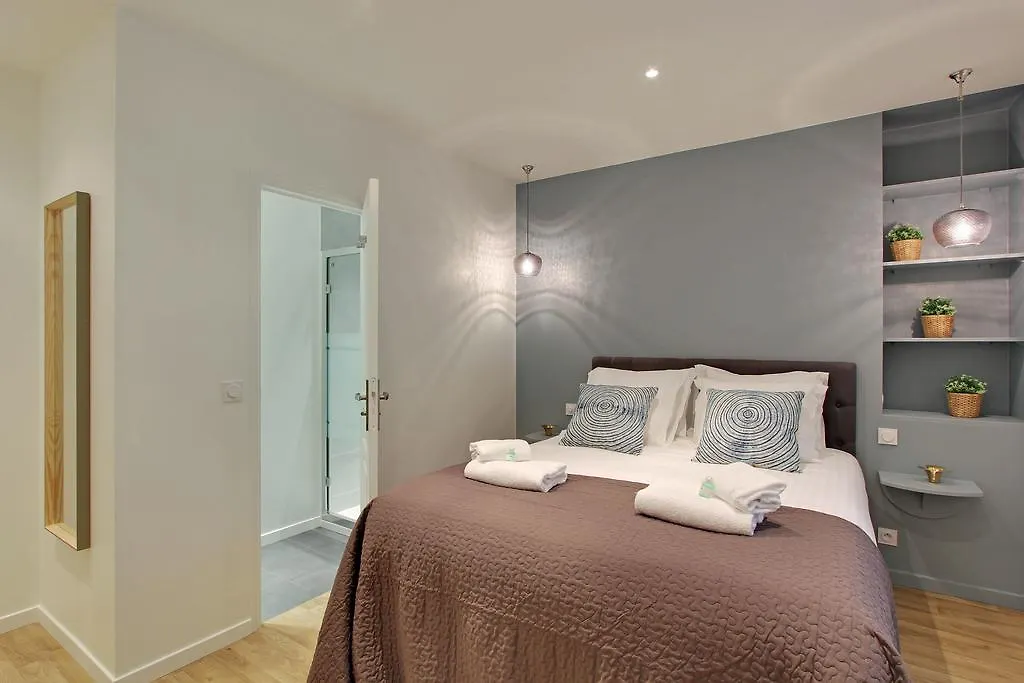Pick A Flat's In Champs Elysees - Rue Percier Apartment *