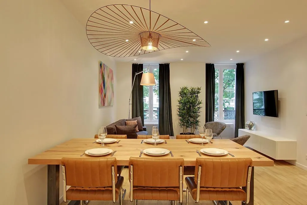 Pick A Flat's In Champs Elysees - Rue Percier Apartment Paris